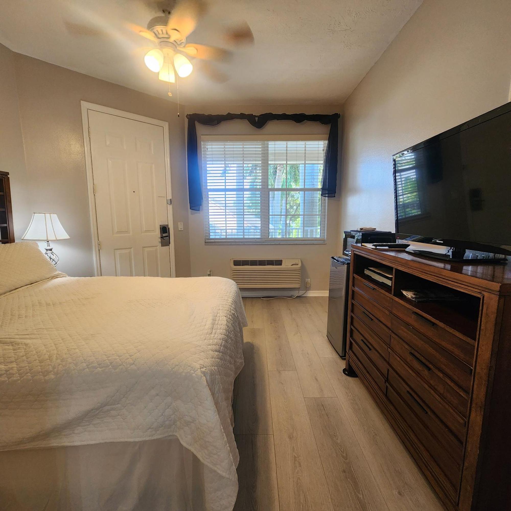 1 Bed 1 Bath At Img Near Beach Bradenton Bagian luar foto
