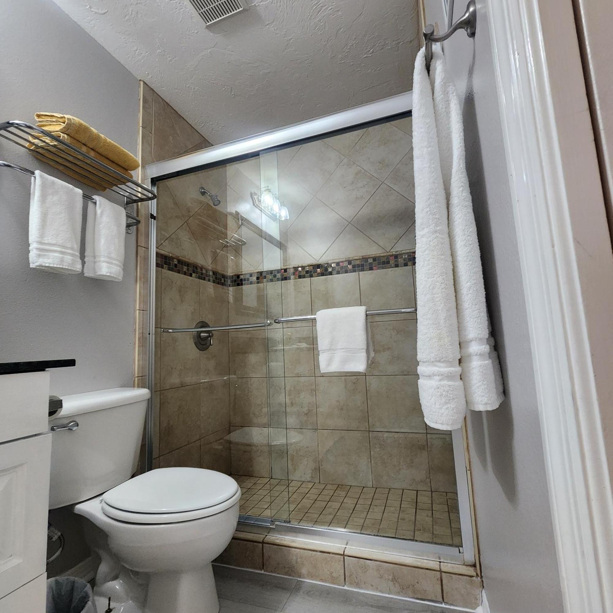 1 Bed 1 Bath At Img Near Beach Bradenton Bagian luar foto